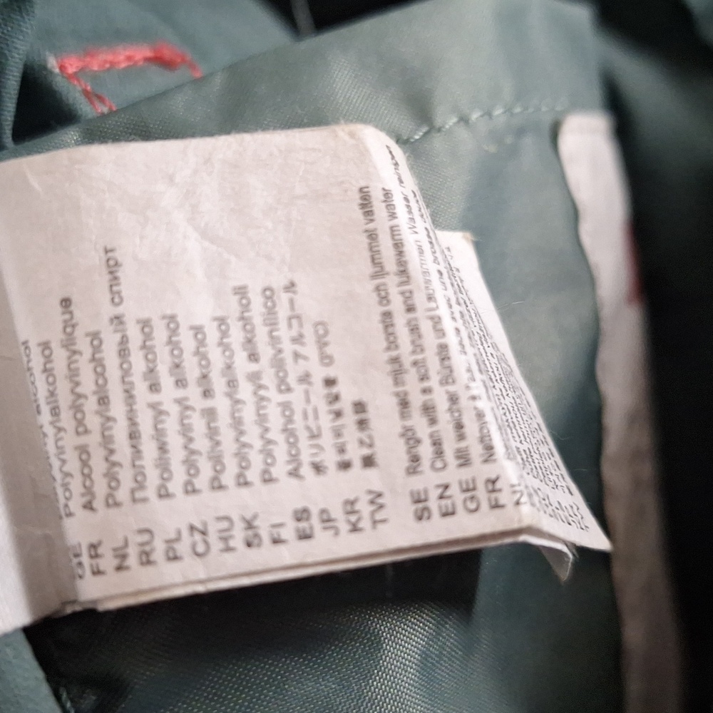 Fjallraven Kanken Backpack in Teal and Coral - Picture 10 of 11